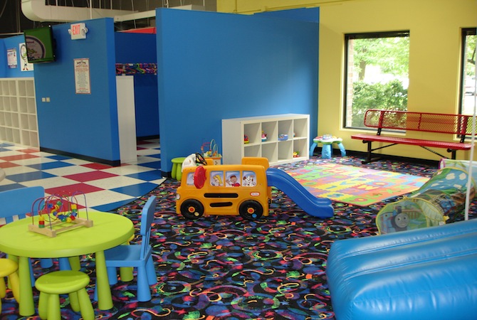 jump zone party play center